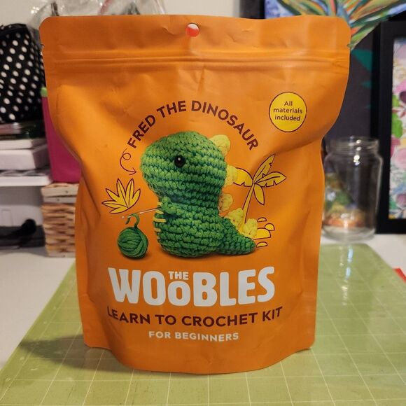 NEW The Woobles Fred The Dinosaur Crochet Kit - Beginner - Gift Idea - Picture 1 of 2